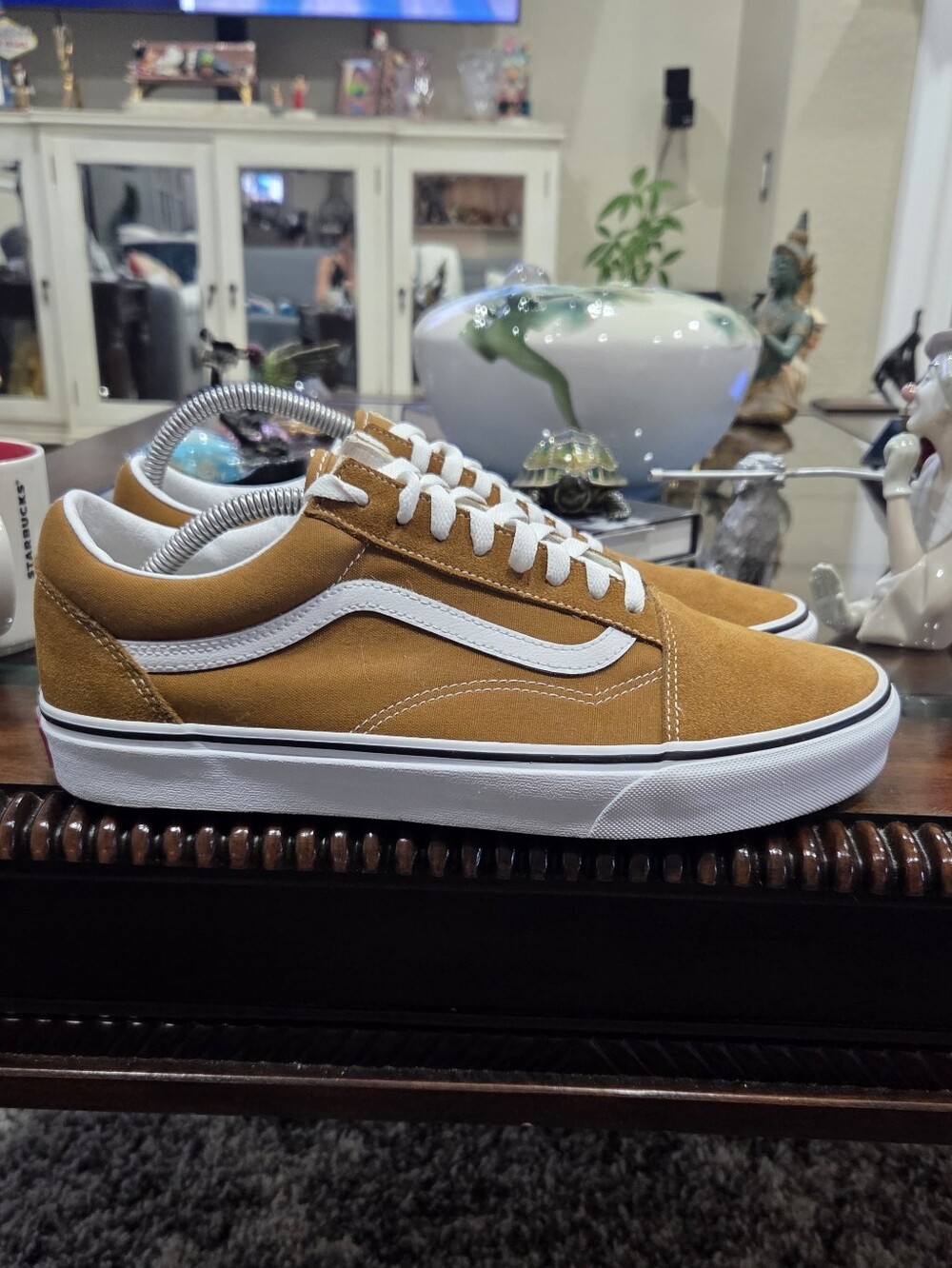 Vans Men's Old Skool Suede Sneakers - Tan/White